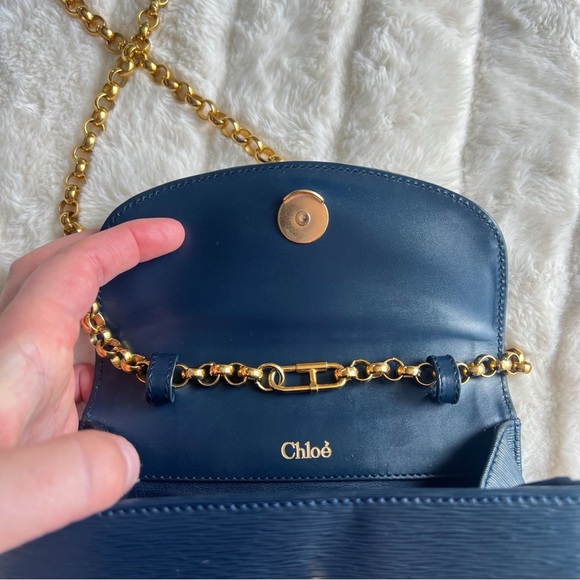 VINTAGE CHLOE Navy Blue Epi Leather Gold Chain Small Crossbody / Clutch - Picture 13 of 16